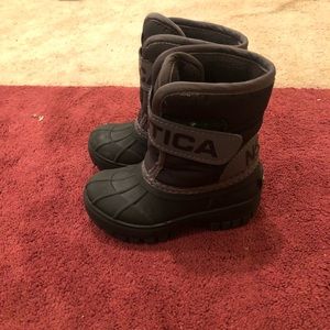 TODDLER NAUTICA BOOTS 6C